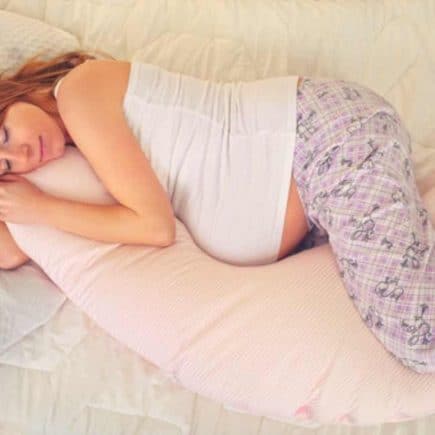 trouble sleeping while pregnant